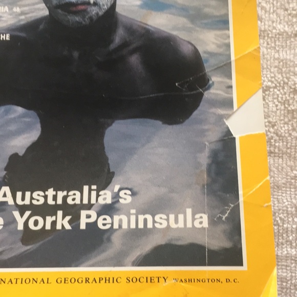 National Geographic Vol. 189 No. 6 June 1996. - Picture 13 of 13